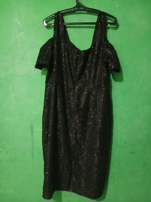 Святкова чорна сукня Asos