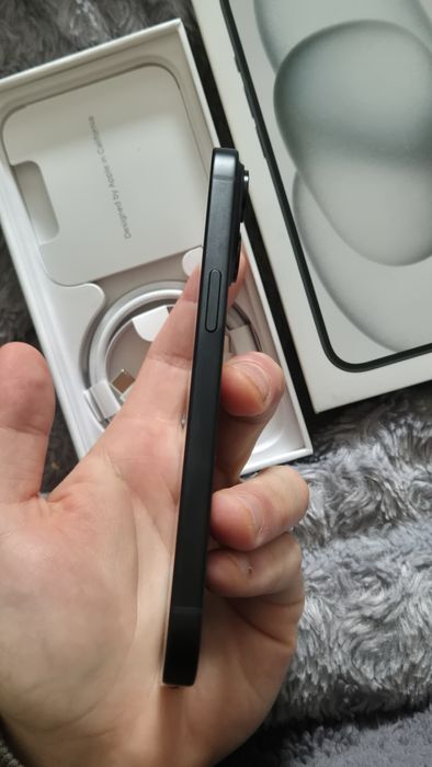 Iphone 15 128gb novo