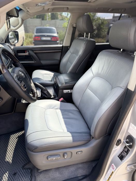 Toyota Land Cruiser 200 дизель