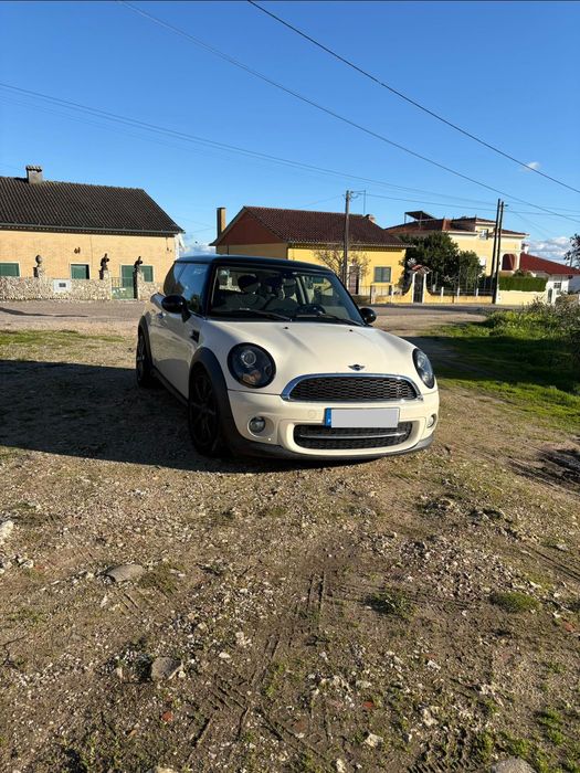 Mini cooper D 1.6 revisão completa impecável