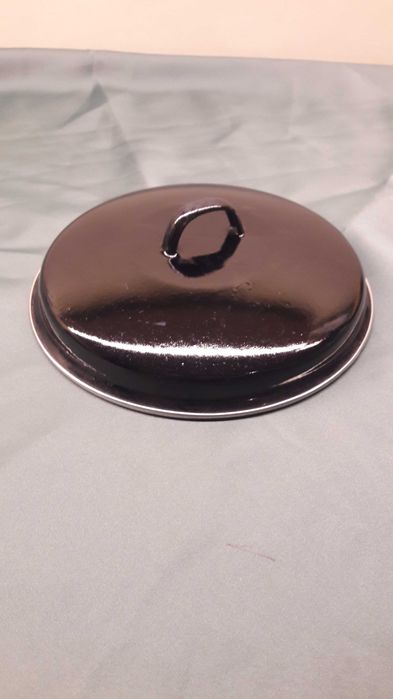 Pokrywka emaliowana 17 cm czarna