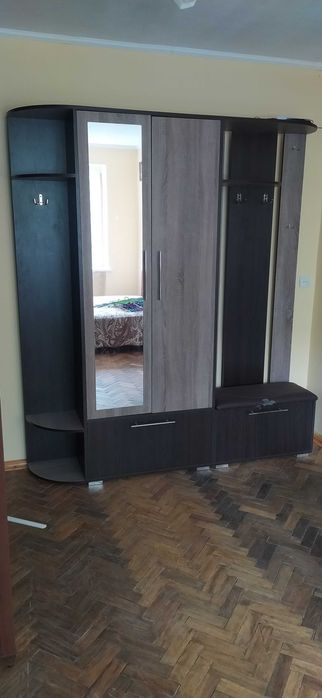 Прихожа шафа шкаф вішалка