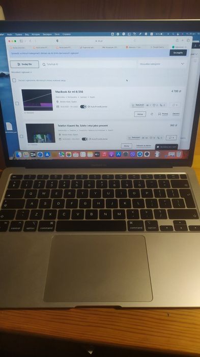 MacBook Air m1 8/256