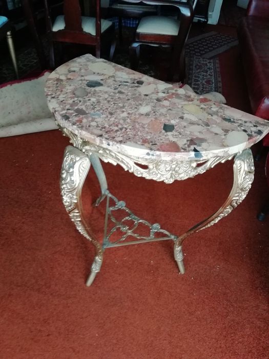 Mesa Meia-lua, Vintage