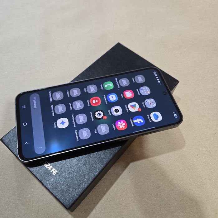 Samsung Galaxy S24 FE 5G * 8GB/128GB * Kolor Graphite *