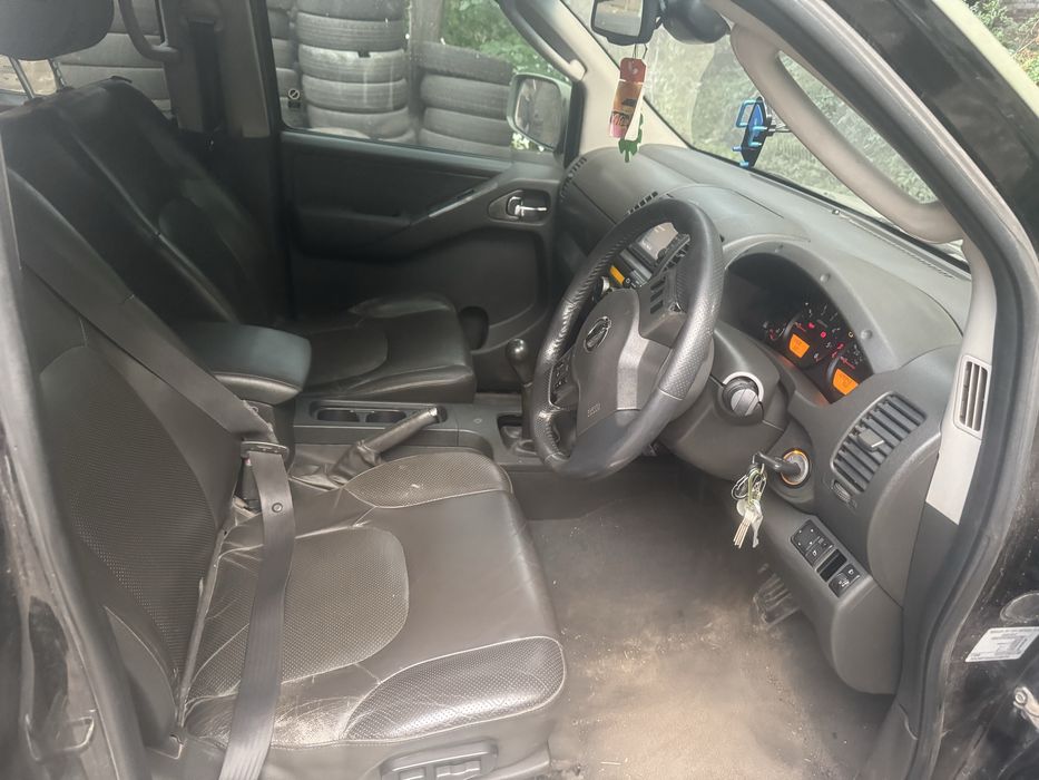 Nissan Navara D40