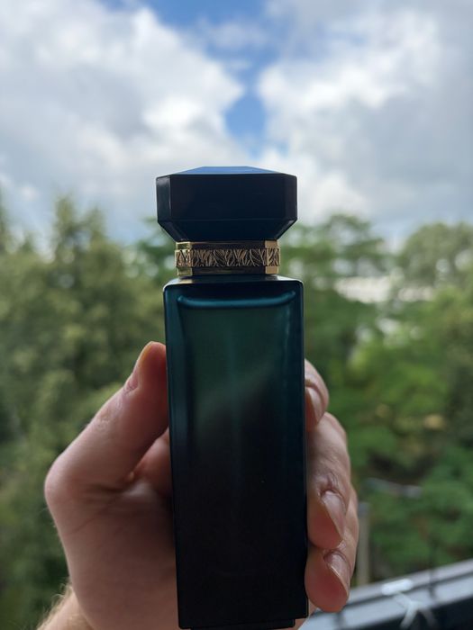 Perfumy blu oud.