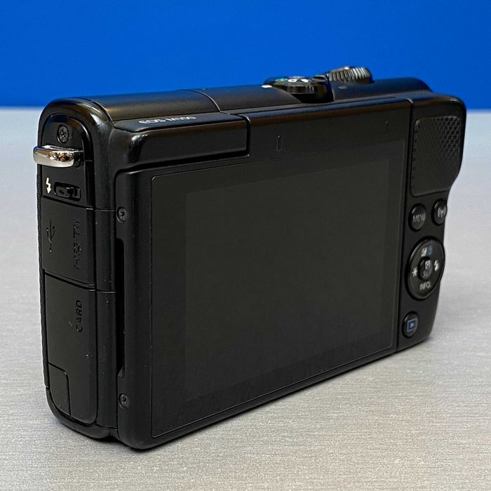 Canon EOS M100 (Corpo) - 24.2MP