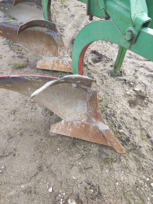 Pług 7 skibowy zagonowy