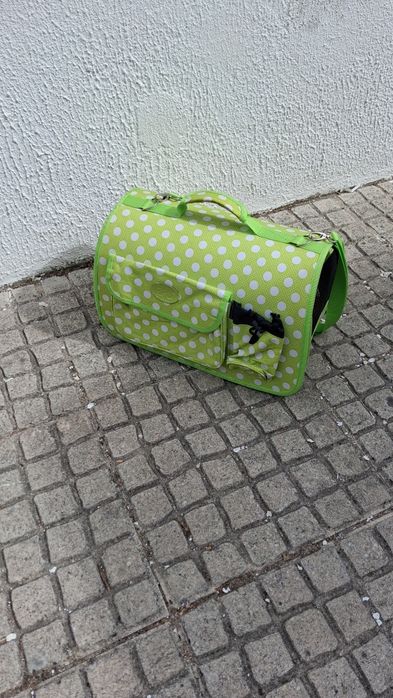 Transportadora para animal pequeno,em tecido forte