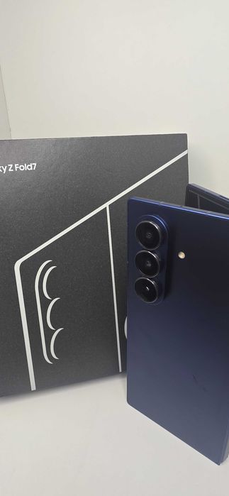 Samsung Z Fold 256GB Azul – Como Novo | Garantia | Financiamento até 36 X