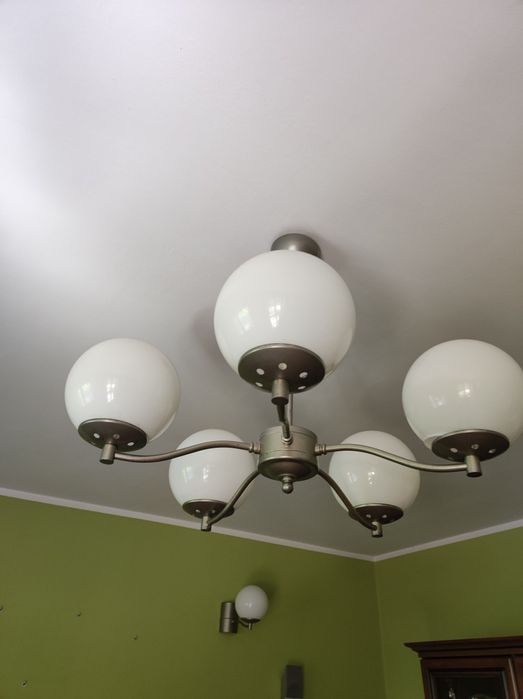 Dwie lampy,  4 kinkiety