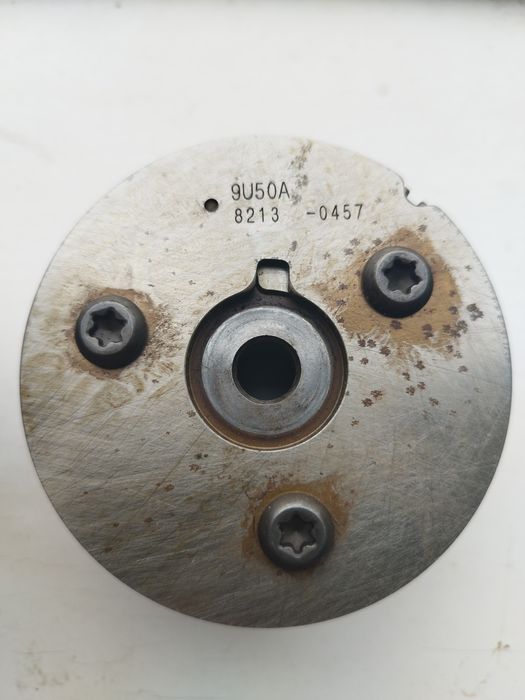 Регулятор фаз газорозподілу nissan