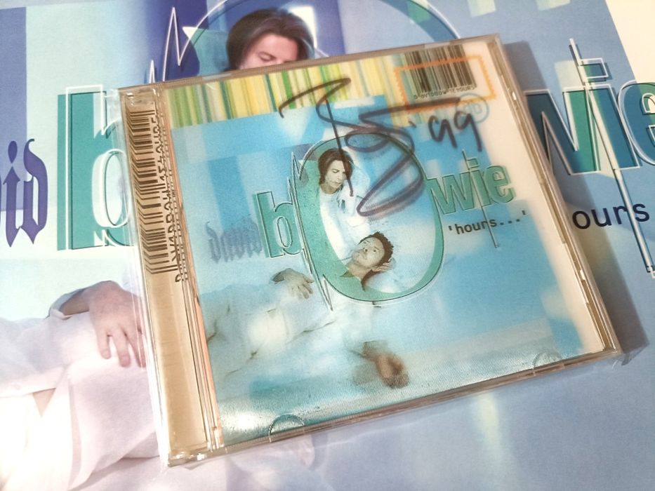 David Bowie Hours Autógrafo