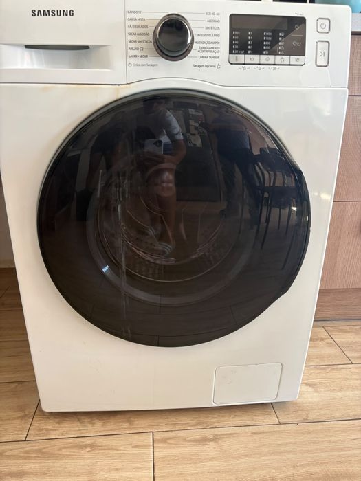 Maquina lavar e secar para pecas