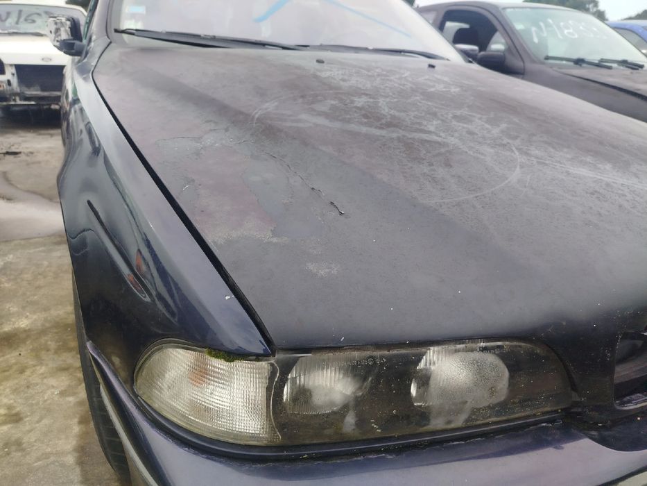 Capot BMW 5 Touring (E39)