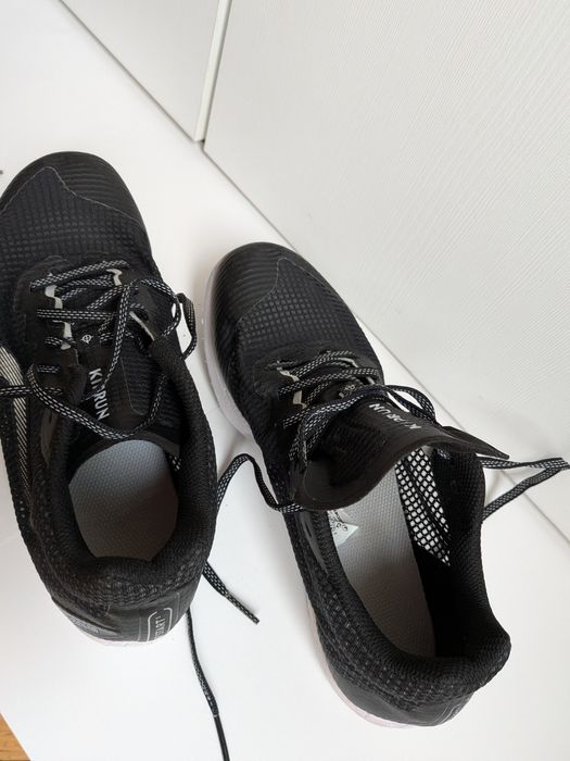 Buty do biegania z kolcami, rozm. 40
