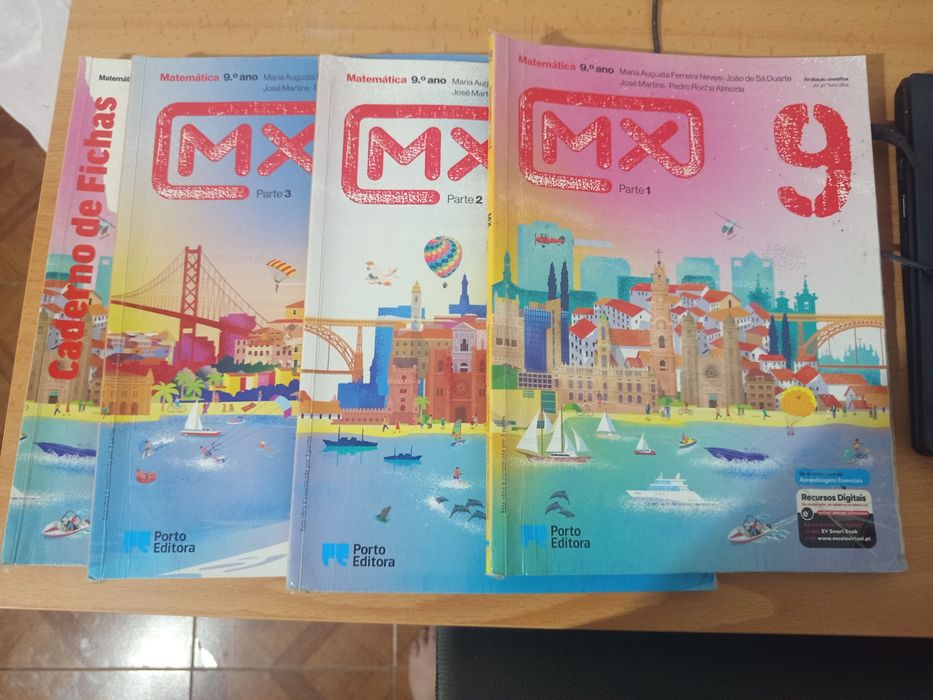 Manuais e livros de fichas 9 ano