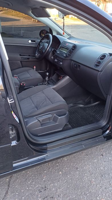 Продам VOLKSWAGEN Golf plus