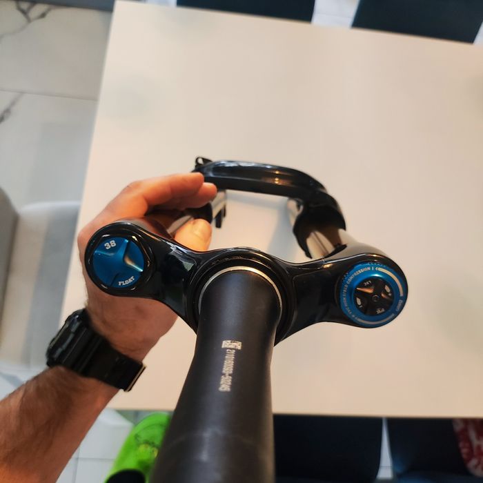 Fox 38 factory grip2 180mm 27,5