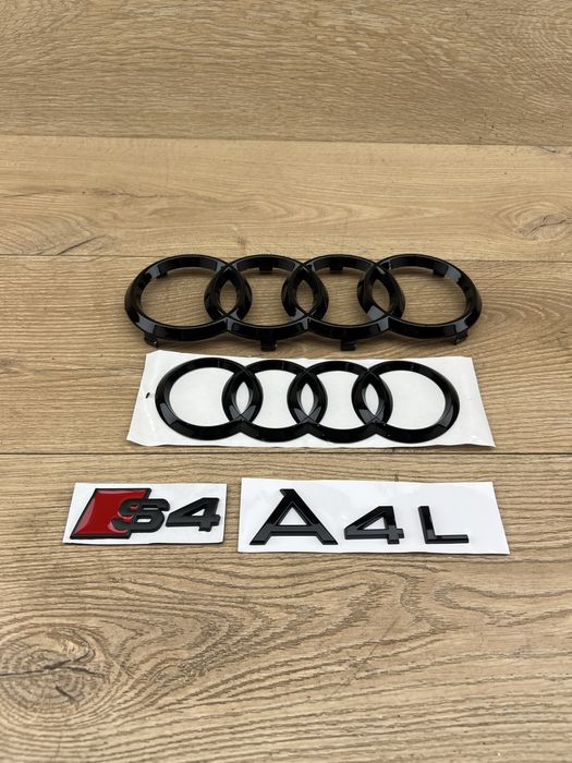 Емблема шильдик значок эмблема  ауді A3 A4 A5 A6 A7 A8 Q3 Q5 Q7 S-line
