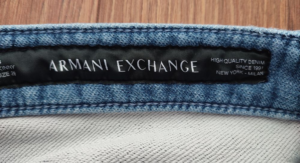 Spodnie skinny męskie 29 Armani Exchange