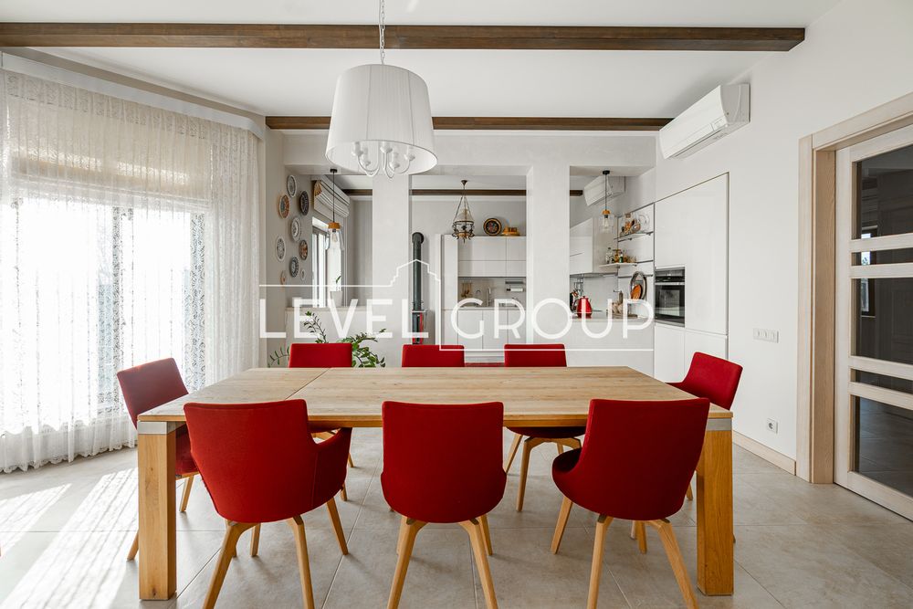 Vip!  Продаж будинку, c.Зазим'є , 315 кв.м з дизайнерським ремонтом