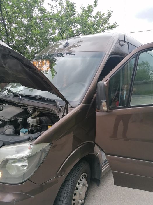 Mechanik mobilny 24/7 serwis wyjazdowy samochodów osobowych i busów