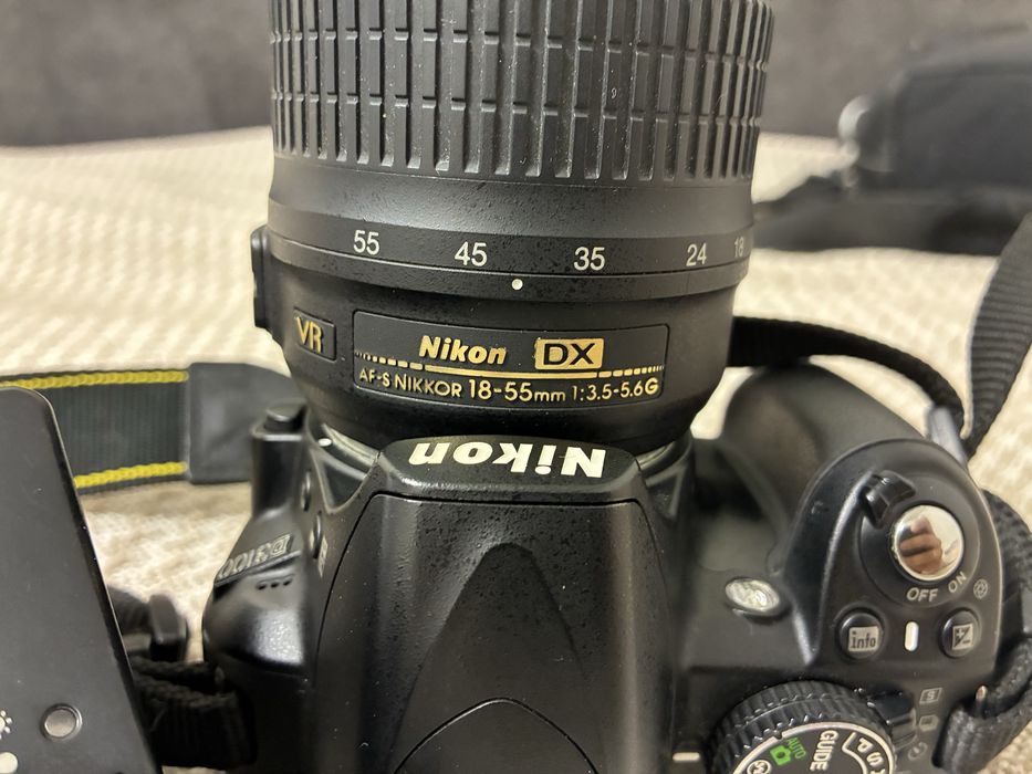 Фотоапарат Nikon D3100