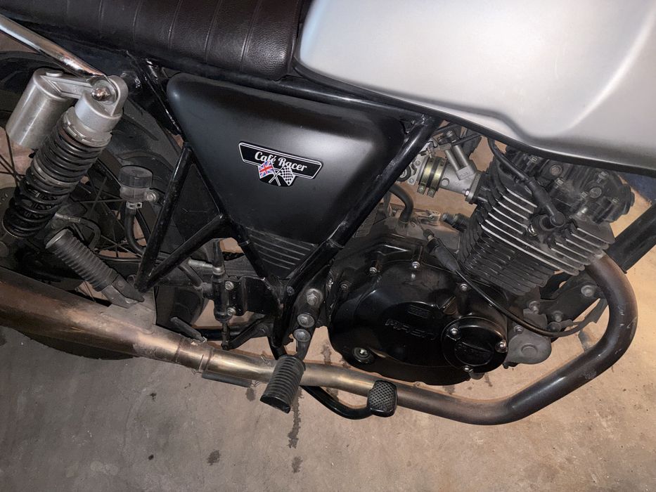 Mash Cafe Racer 125