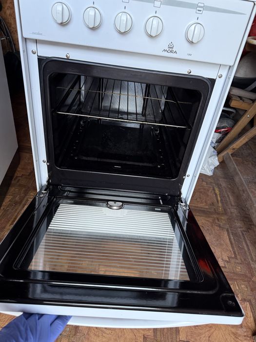 Газова плитка з газовою духовкою