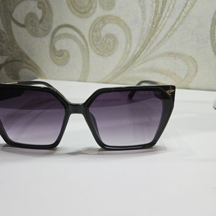 Сонцезахисні окуляри, солнцезащитные очки