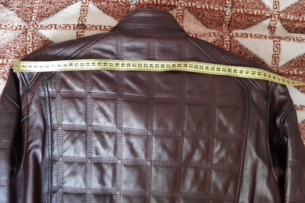 Продам куртку шкіряну чоловічу.