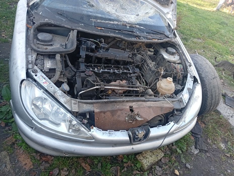 Продам  Пежо 206