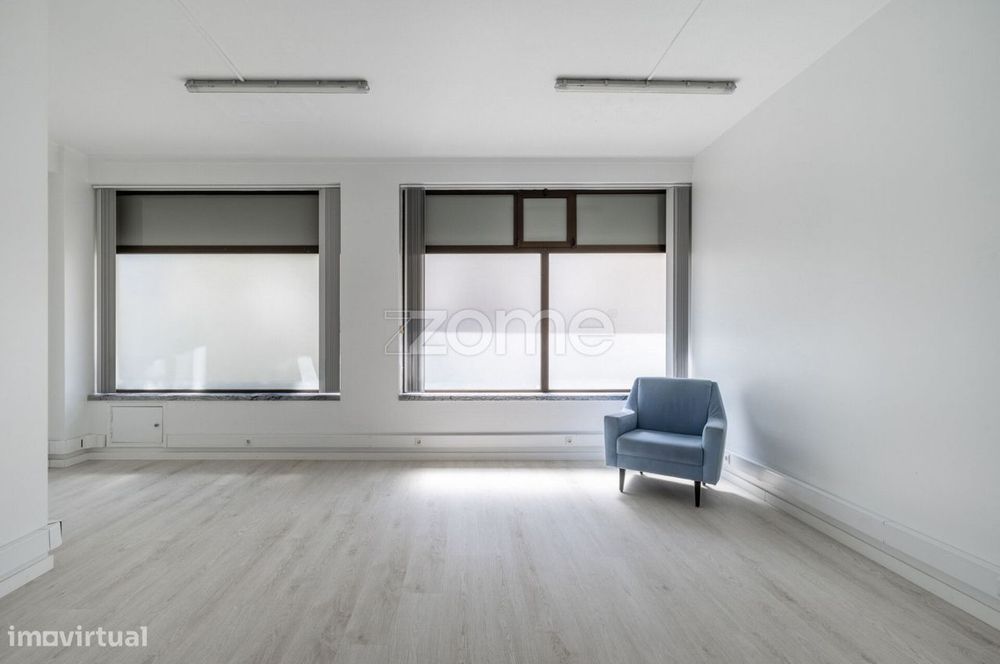 Espaço comercial para venda - Leiria