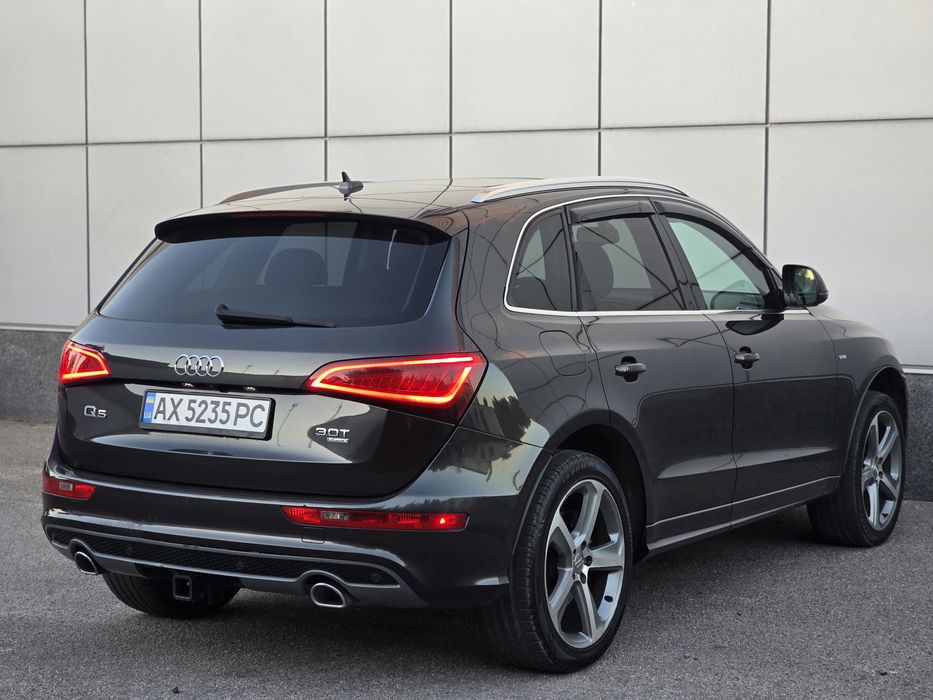 Продам свою Audi Q5 3.0 TFSI QUATTRO - 2014г