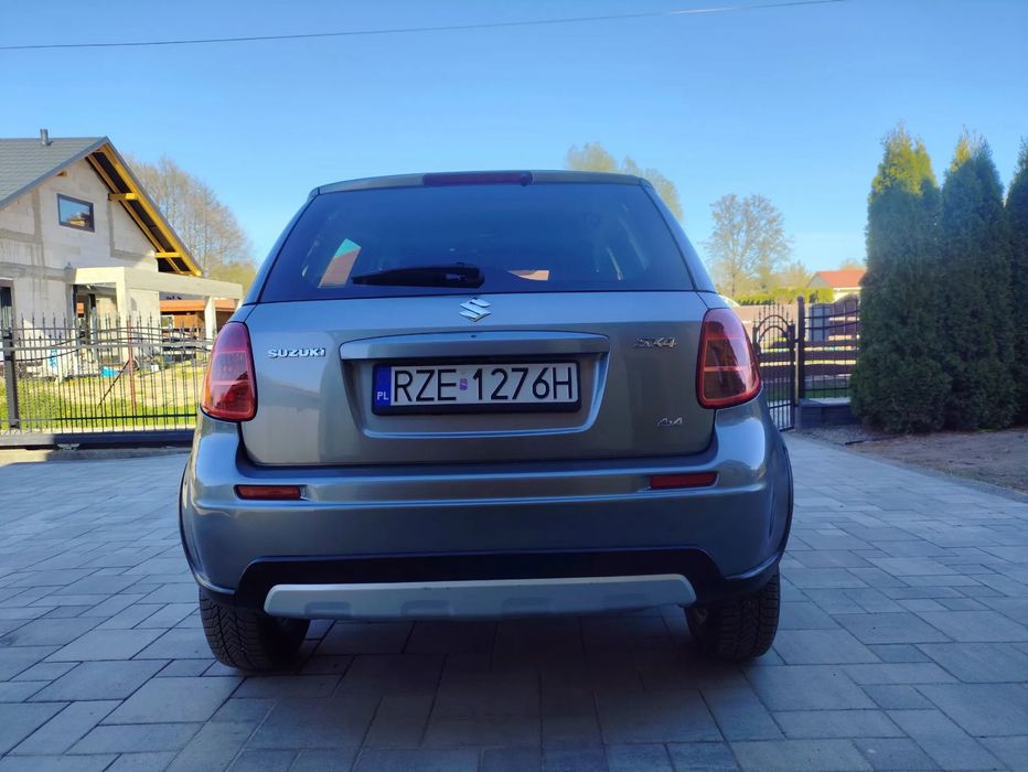 Suzuki SX4 4x4 Szwajcaria podgrzewane fotele Navi klimatronic