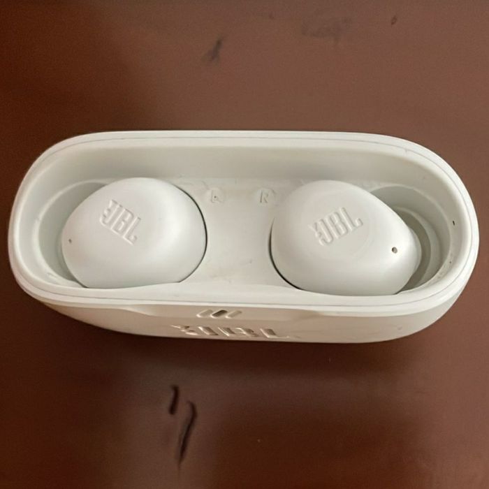 JBL Auriculares Bluetooth Wave Buds