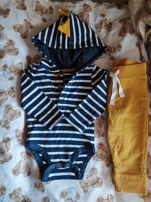 Костюм для малюка 3-4 місяців