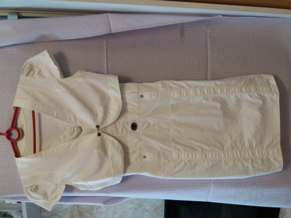 Платье белое с пелеринкой