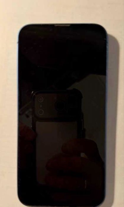 Айфон 13 ,гарний стан