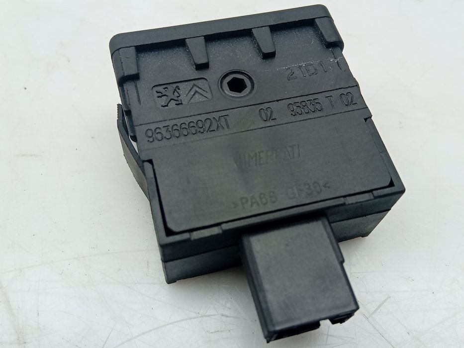 Conjunto / manetes de luzes e limpa vidros PEUGEOT 3008 I (0U_)