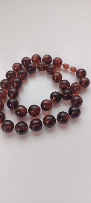 Бурштинове намисто янтарні буси