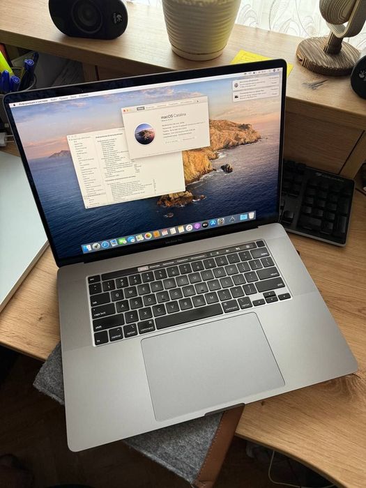 MacBook Pro 16" (2019)