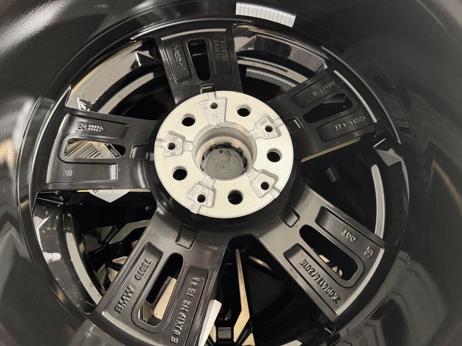 Nowe oryginalne koła zimowe alufelgi BMW X1 U11 X2 U10 871M Night Gold