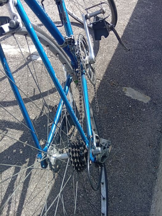 Bicicleta estrada clássica Giant