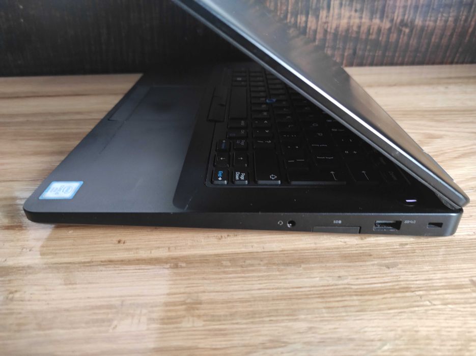 Laptop Dell Latitude e5470 i5-6200, SDD 256 GB, 8GB RAM