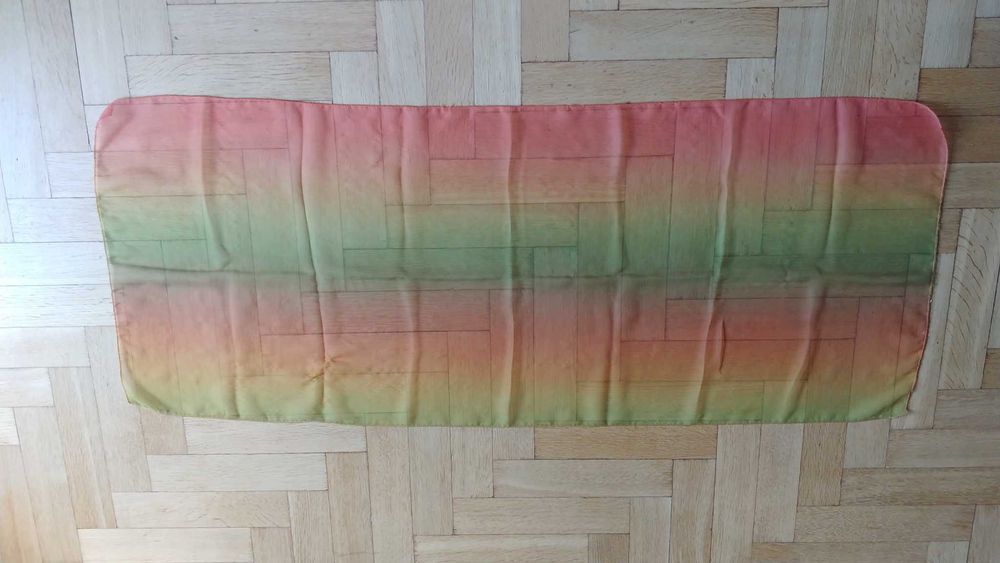Chusta, apaszka, szalik lekka, kolorowa, tęczowa 130 x 54 cm.