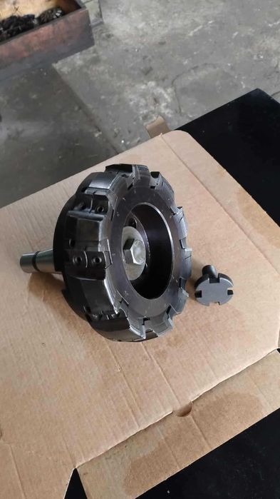 imadła maszynowe,trzpienie frezarskie Wytaczdła,głowice frezerskie