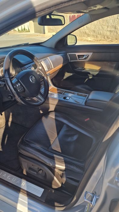 Jaguar XF 2.7 Biturbo Premium Luxury